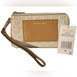 NWT Michael Kors Medium Bedford Double Zip Wristlet w/Pocket in Vanilla & Acorn